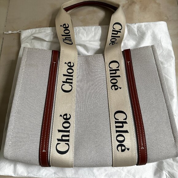 Chloe Handbags - CHLOÉ Medium Woody Linen Tote Bag